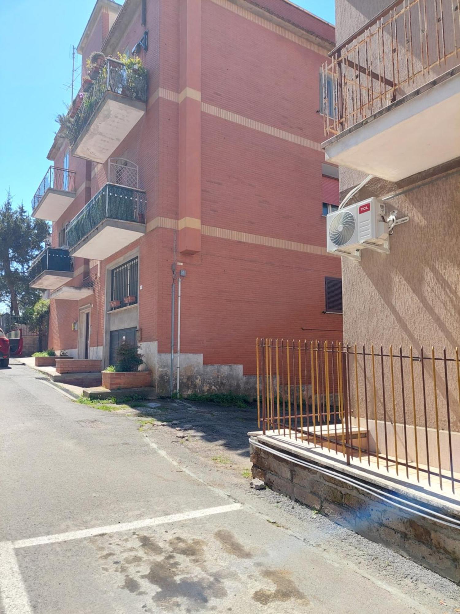 Апартаменти Mary T House Кампаньяно-ді-Рома Екстер'єр фото